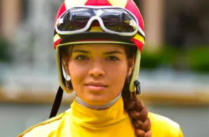 La venezolana Johanis Aranguren logra cuatro victorias en el inicio del meeting de Fairmount Park