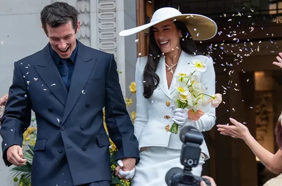Dua Lipa se casó con Callum Turner en una boda íntima en Londres