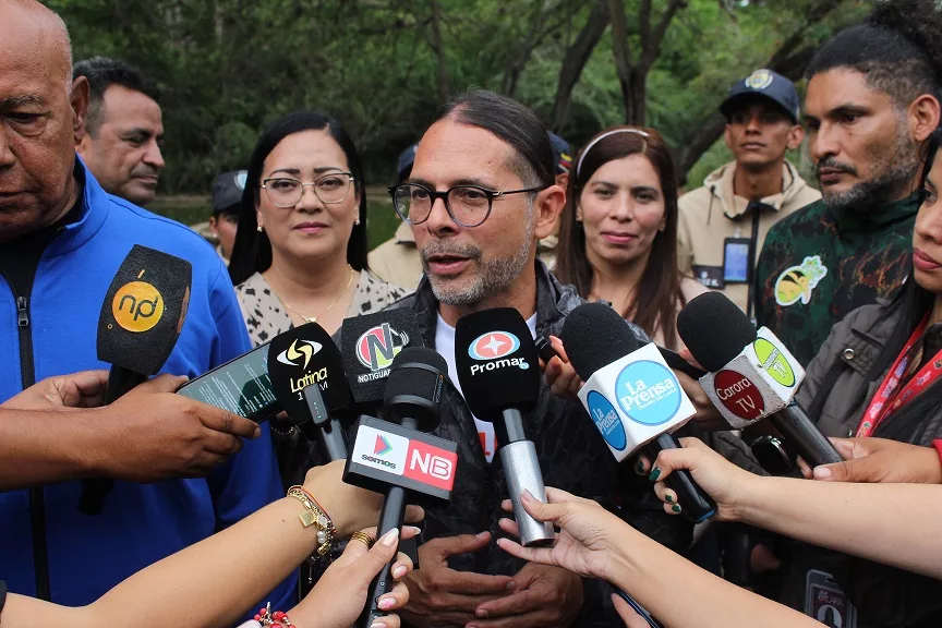 Ministro condenó explotación de carbón