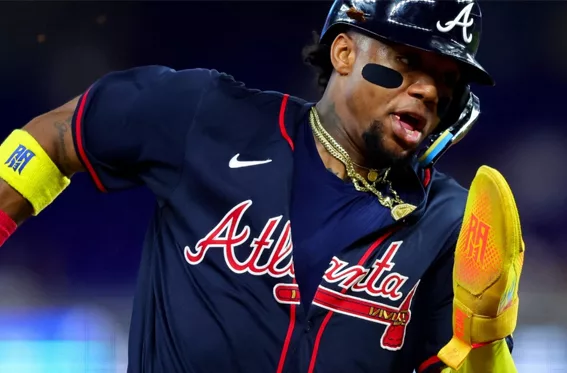 Ronald Acuña Jr. regresa encendido al lineup de los Bravos