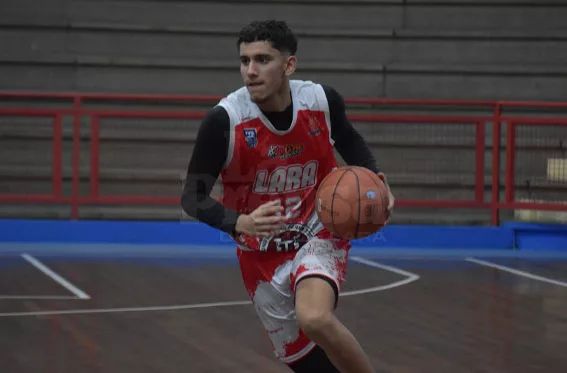 Selección masculina de baloncesto de Lara sella su boleto a los Juegos Juveniles