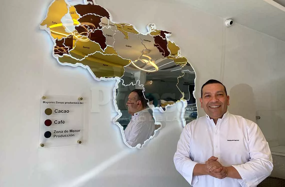 Emerson Freitez , chef