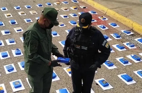 Despliegue policial en el municipio Torres resulta en incautación masiva de droga