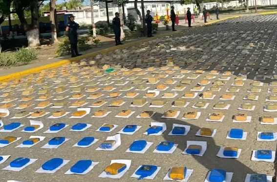 https://www.instagram.com/p/DZ8SP1SEcS3/?igsh=MTdsZDM5c3BocHJzZg==
Droga incautada por Polilara
