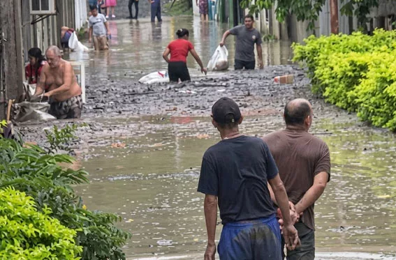 Fuertes lluvias en Chabasquén dejan más de 100 familias damnificadas