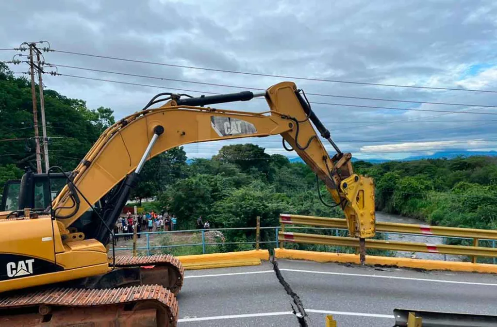 Puente Yacural 1