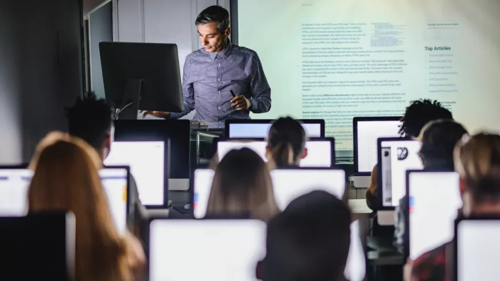 Proponen Zona Económica Especial de Universidades
