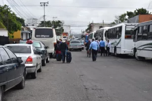 Chóferes del Terminal de Pasajeros de Barquisimeto se alzaron e protesta el jueves 4 de junio