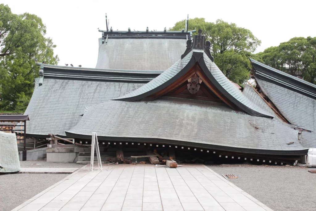 Asciende a 34 la cifra de fallecidos por el terremoto en el sur de Japón