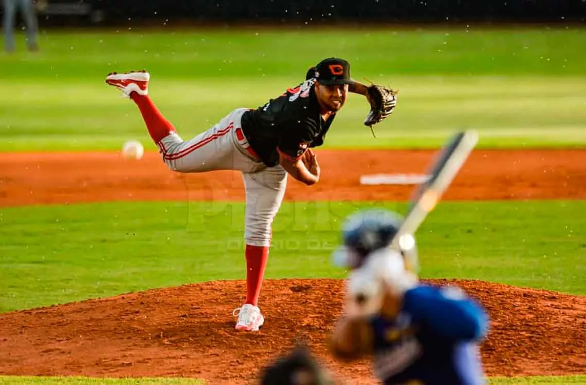 Anderson Espinoza piensa en reaparecer con los Cardenales de Lara
