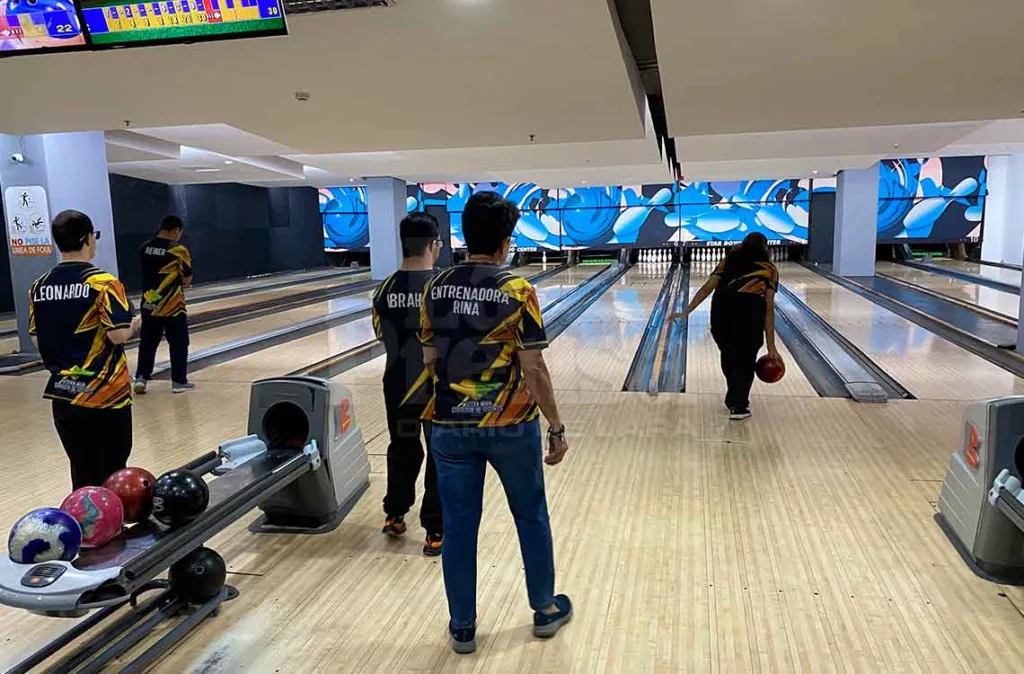 Bowling 4