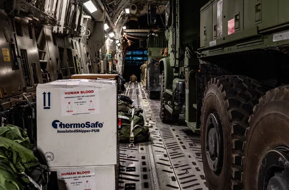 EE. UU. envía unidad logística con vehículos todoterreno y ambulancias militares a Venezuela