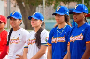Femeninas se preparan para la Copa del Mundo de béisbol WBSC