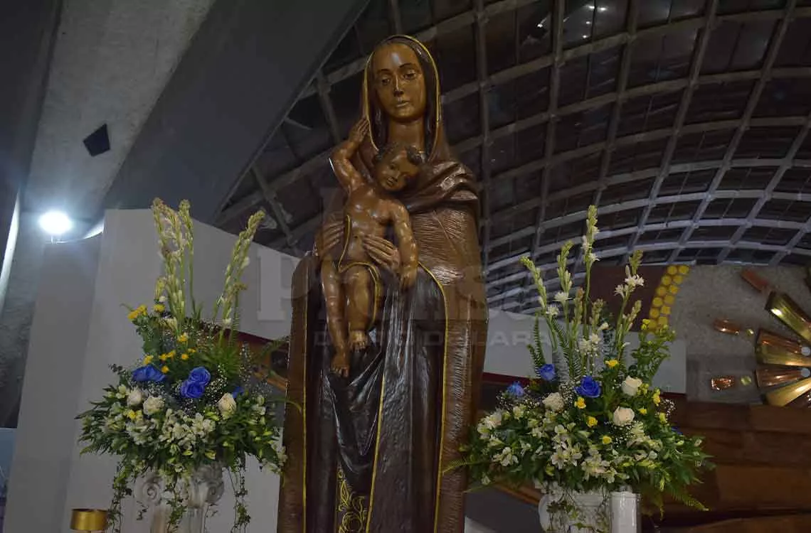 Festejan a la Virgen del Carmen en la Catedral