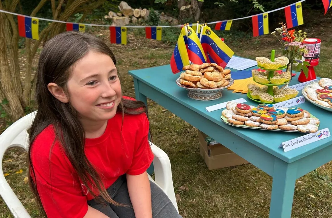 Maud, la niña que recaudó más de £1.000 para los afectados por el sismo en Venezuela