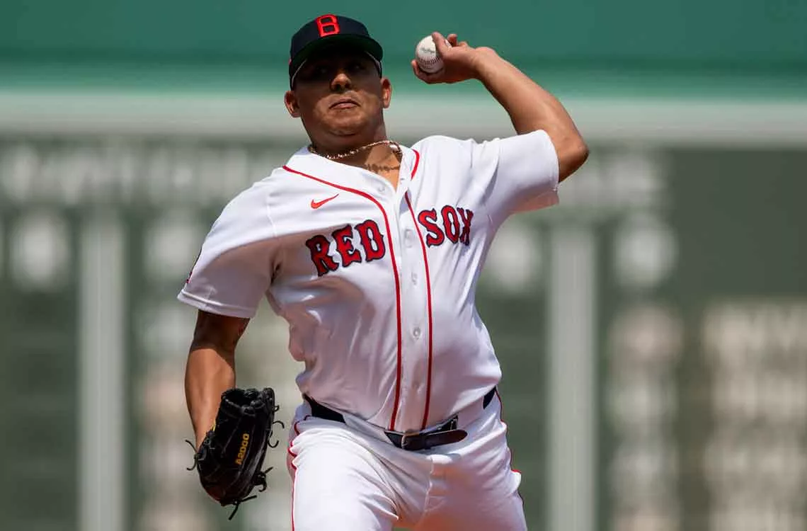 Ranger Suárez regresa con triunfo e ingresa al top 16 histórico de ponchadores venezolanos en MLB