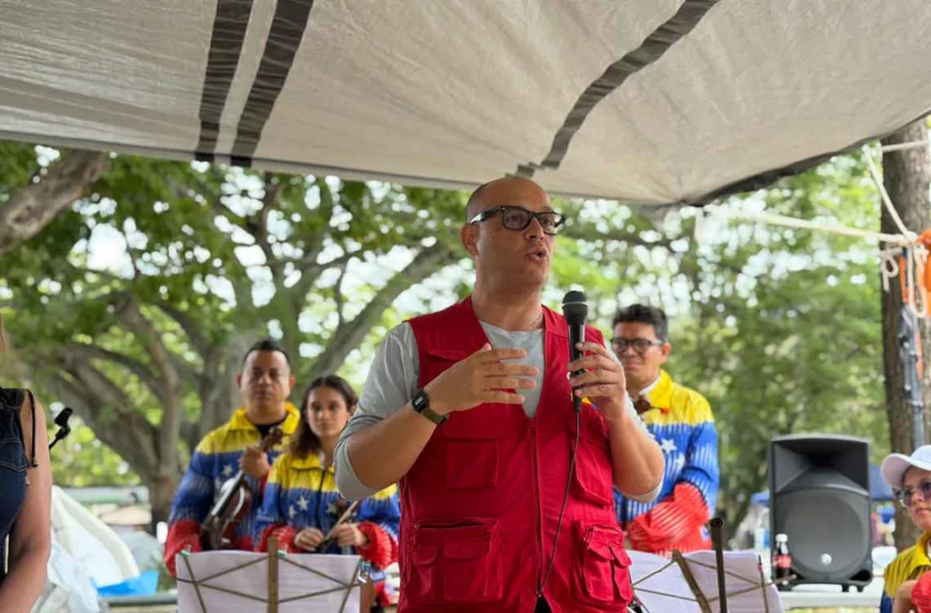 Venezuela agradece hermandad con Espana por ayuda tras el doble terremoto 566