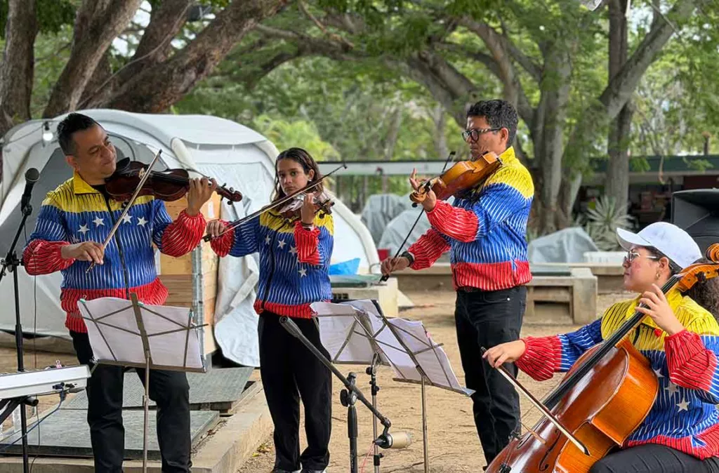 Venezuela agradece hermandad con Espana por ayuda tras el doble terremoto 899