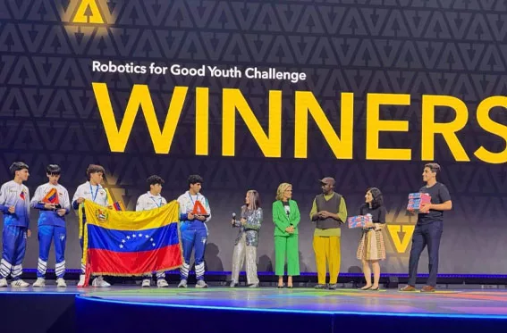 Venezuela conquista doble oro en competencia de robótica en Suiza