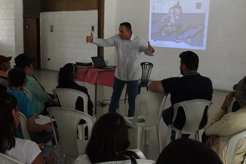Larenses cultura sísmica terremotos