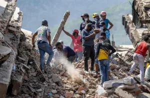 Día 21: en La Guaira temen que la agenda política haga olvidar la tragedia