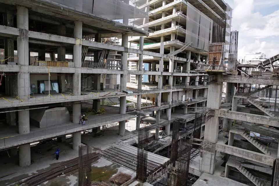 Evalúan proyectos de viviendas en Venezuela