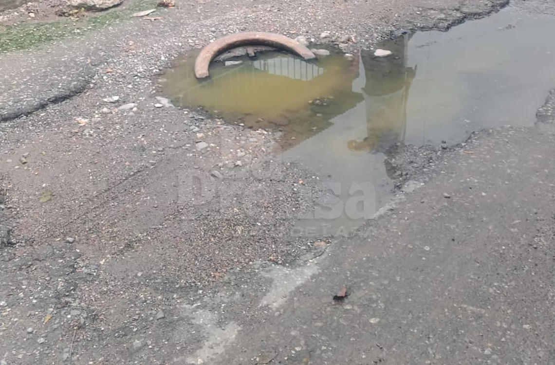 Colapso de cloacas en Veragacha afecta a más de 3 mil personas y limita paso hacia el matadero de la zona