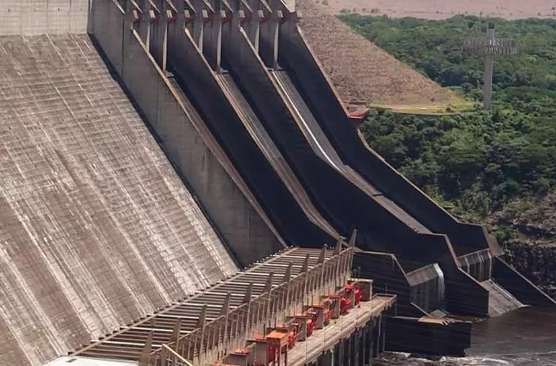 Expertos de EE. UU. evalúan la represa del Guri como parte de un programa para fortalecer el sistema eléctrico venezolano