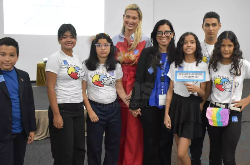 Fundaciones apoyan a padres de niños con TEA