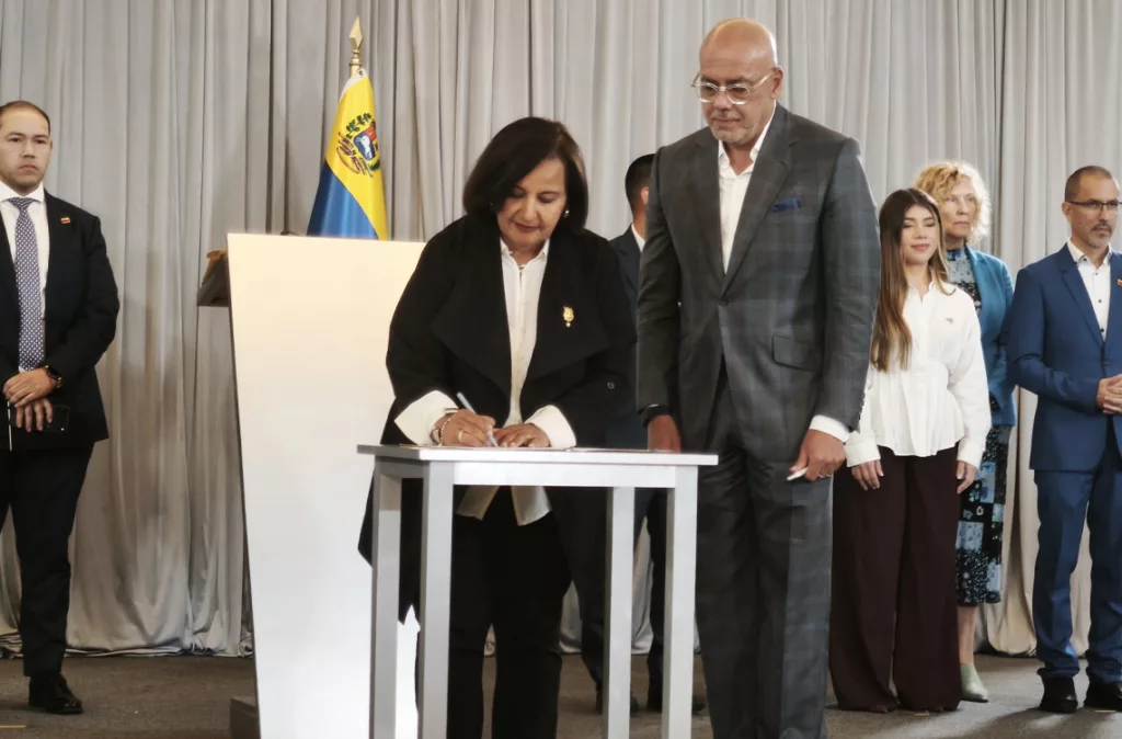 Un paso hacia la transición: Politólogos analizan el impacto del nuevo acuerdo sobre el TSJ