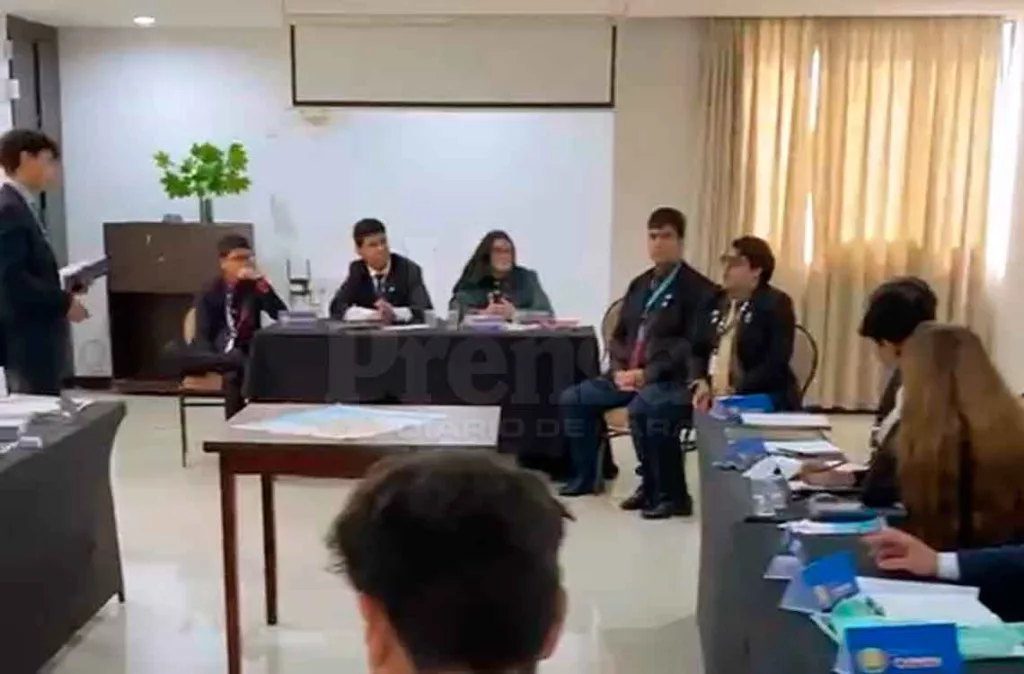 Estudiantes se incentivan con el Modelo de Naciones Unidas