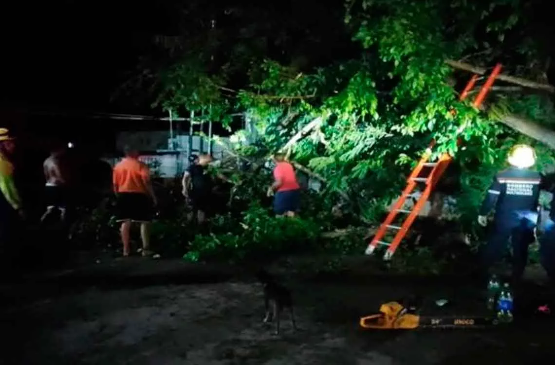Onda tropical 33 generó daños estructurales en Mochima