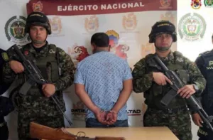 Padre exige extradición del asesino de su hija