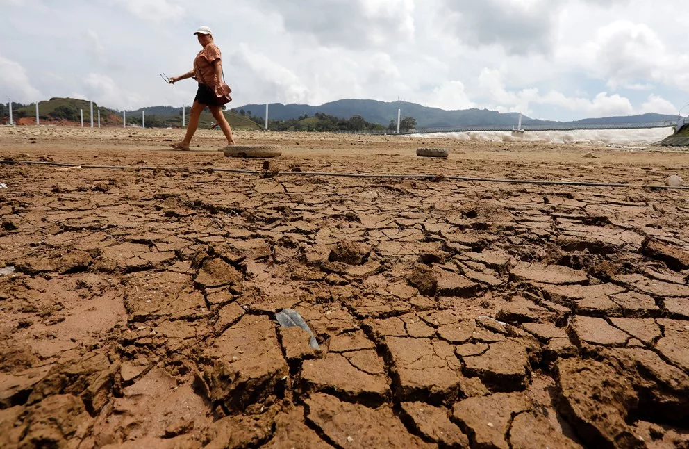 El Súper Niño es un fenómeno climático muy fuerte que puede cambiar las lluvias, elevar las temperaturas y provocar sequías o inundaciones