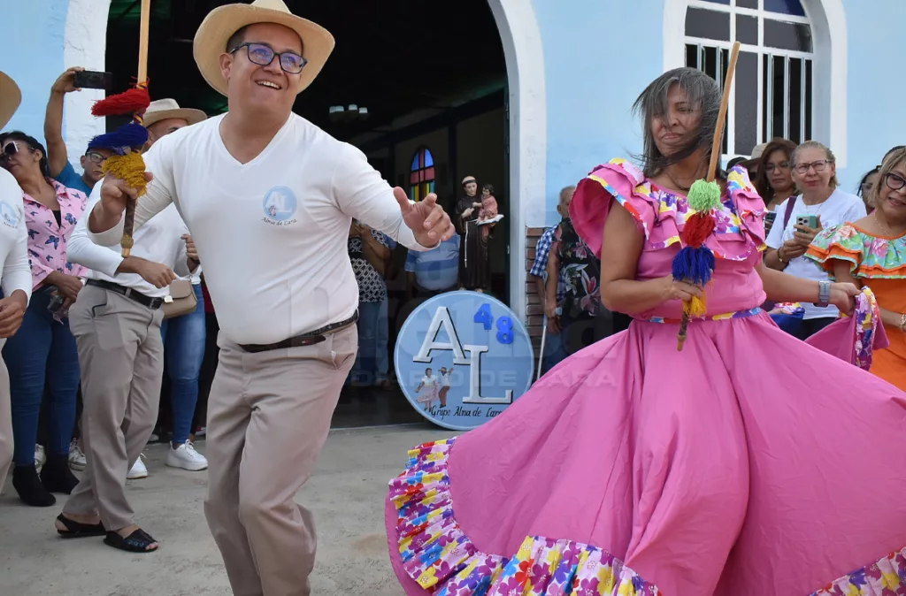 Venezuela presenta ante la Unesco nuevos expedientes de la arepa, la hallaca y el Tamunangue