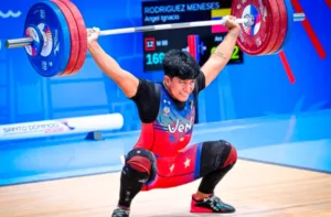 El pesista venezolano Ángel Rodríguez arrazó en el Sudamericano