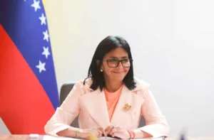 Delcy Rodríguez asegura que 1.046 venezolanos que estaban presos han regresado a sus casas