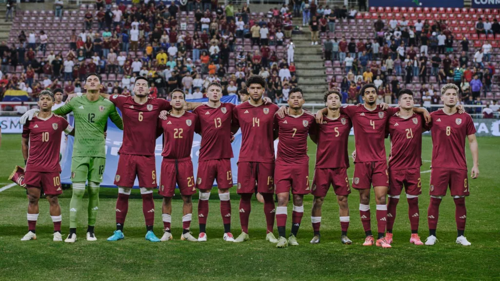 679e6ff7da0773a03929d6e1 Vinotinto Sub20