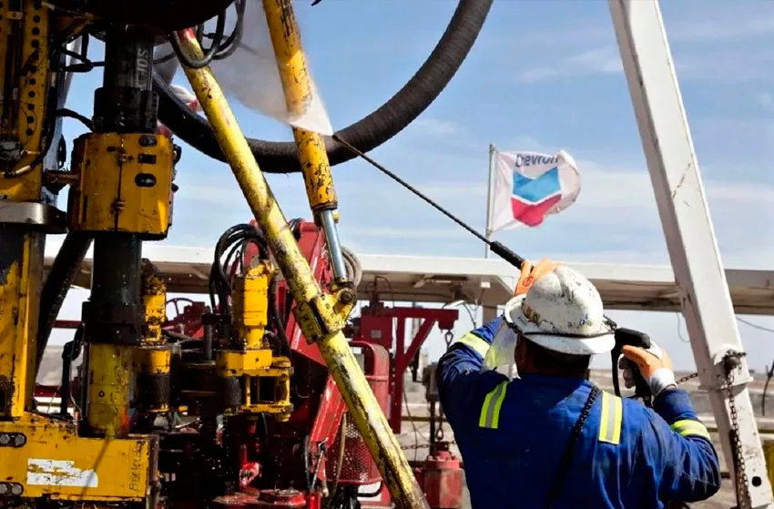 Chevron invertirá 7.000 millones de dólares para duplicar su producción en Venezuela