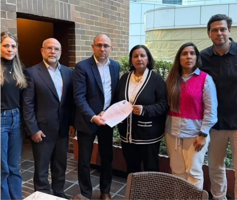 Delegavión opositora que acompaña la Mesa de diálogo