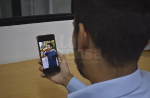 Gremio médico rechaza intrusismo digital contra la salud