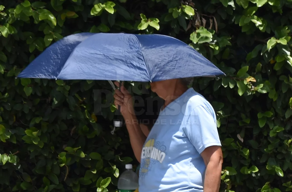 Médicos recomiendan no exponerse al sol de 10:00 a.m. a 3:00 p.m.