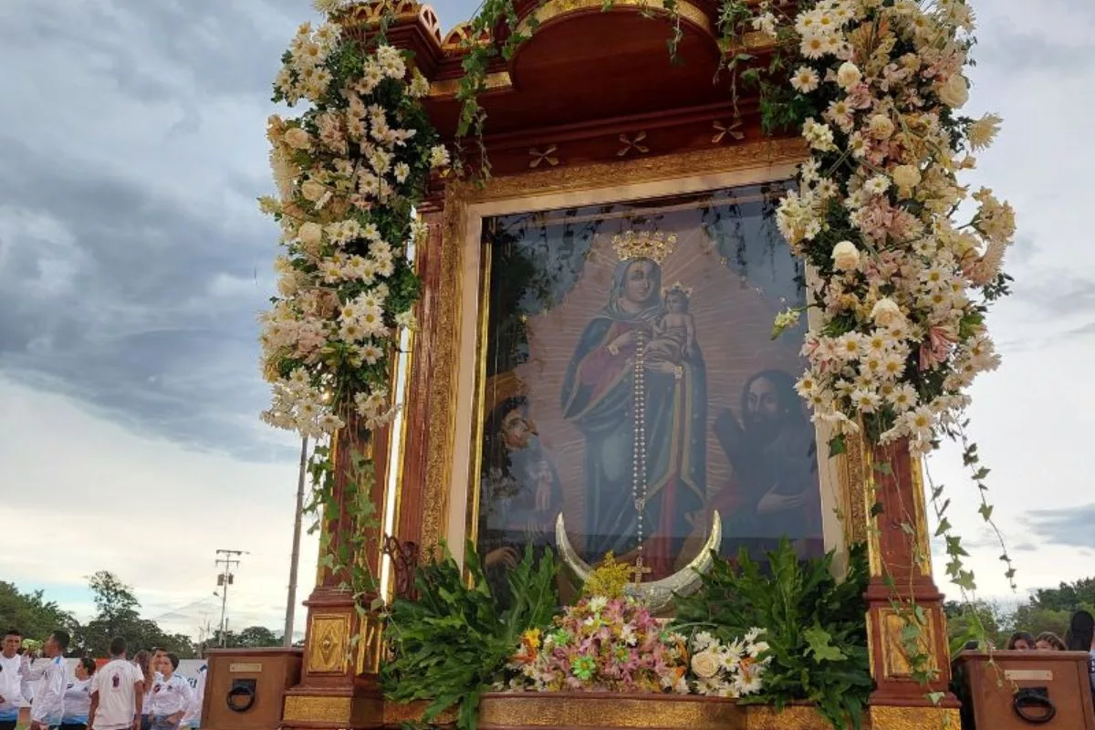 Miles de feligreses acompañarán el retorno del Sagrado Lienzo de Chiquinquirá de Aregue