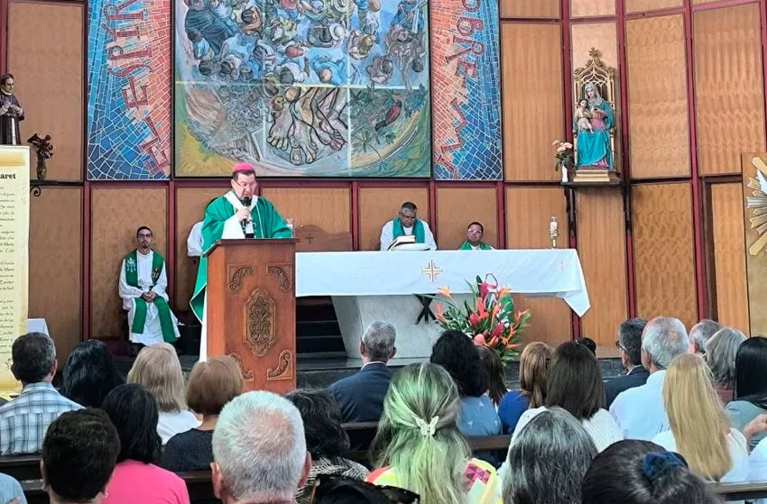 Monseñor Polito Rodríguez: 