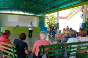 Mujeres incentivan el liderazgo y la sana convivencia en comunidades
