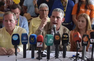 Dirigentes opositores calificaron de "injusta" y "arbitraria" la detención de Javier Oropeza