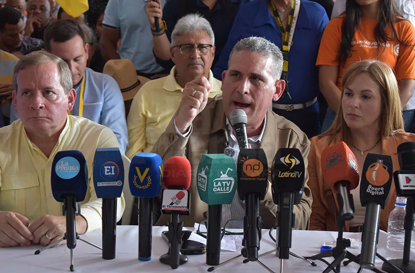 Dirigentes opositores calificaron de 