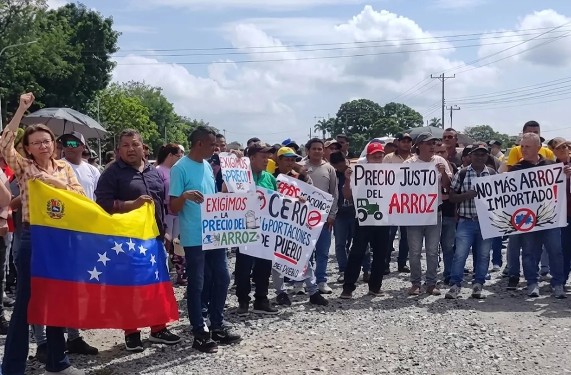 Productores de arroz en Portuguesa protestan frente a Bolipuerto en exigencia de un precio justo