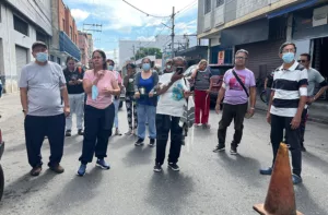 Pacientes renales exigen suministro de gasoil para Unidad de Diálisis