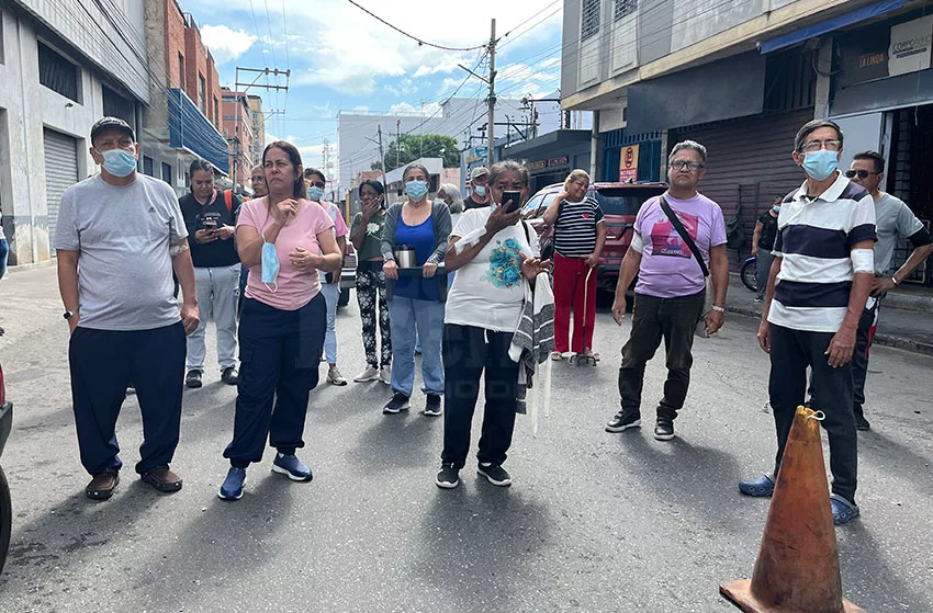 Pacientes renales exigen suministro de gasoil para Unidad de Diálisis